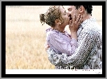 pole, Match Point, pocałunek, Jonathan Rhys-Meyers, deszcz, Scarlett Johansson