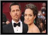 Angelina Jolie, Muszka, Para, Brad Pitt. Kolczyk