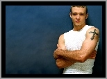 Krzyż, Justin Timberlake, Tatuaż
